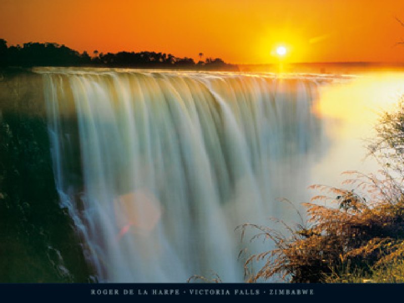 Victoria Falls, Zimbabwe from Rog De la harpe