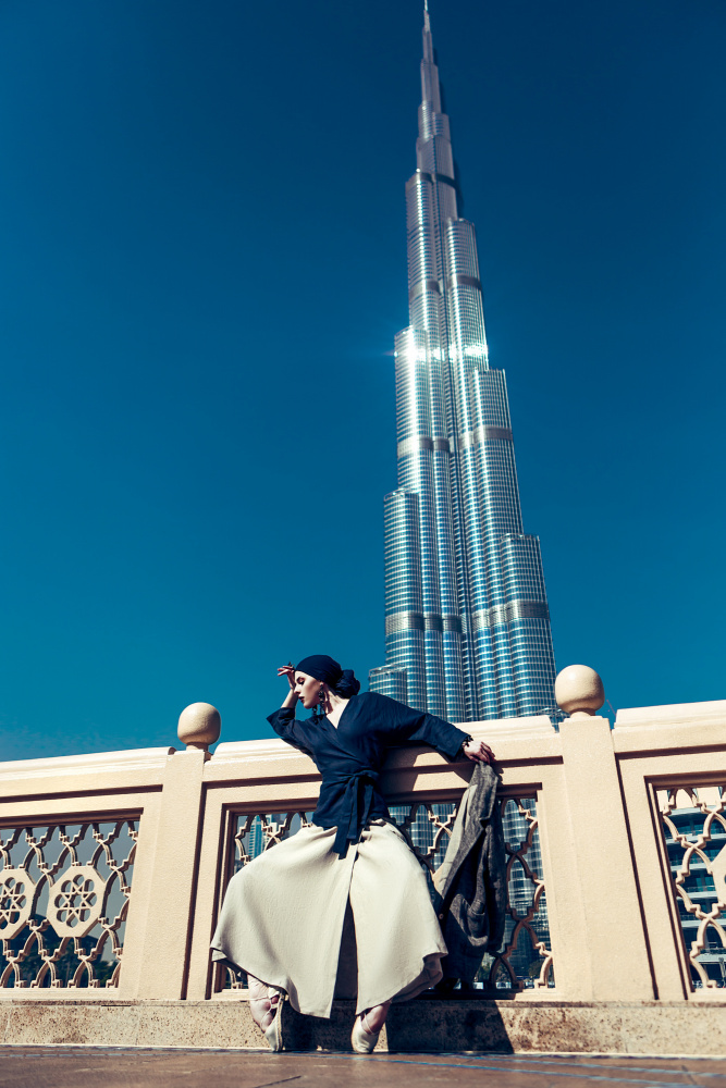 Dancing Burj Khalifa from Ruslan Bolgov (Axe)