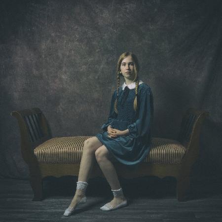 girl with blue dress