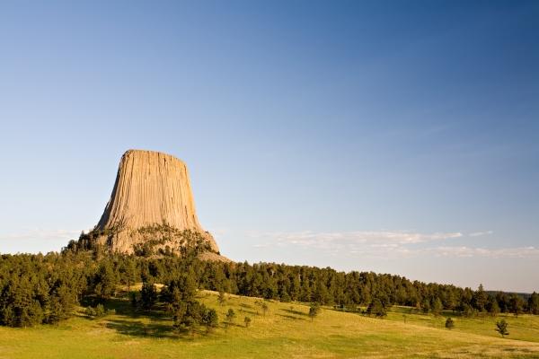 devils tower wyoming from Sascha Burkard