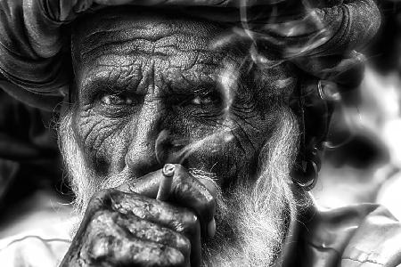 The older smoker