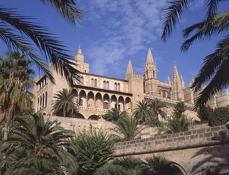 View of La Almudaina Palace, Palma de Mallorca (photo)  from Spanish School
