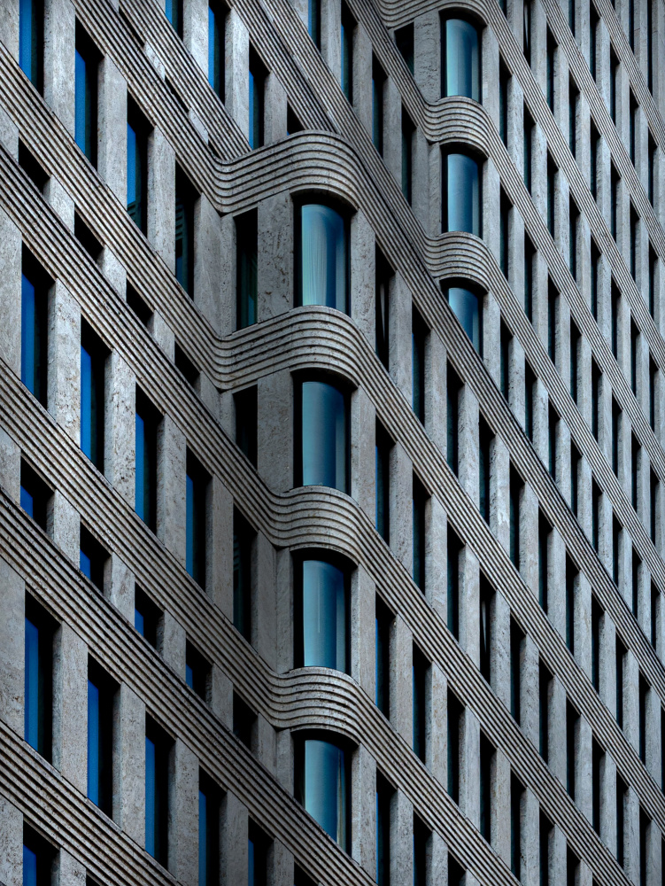 curvaceous facade from Stephan Rückert