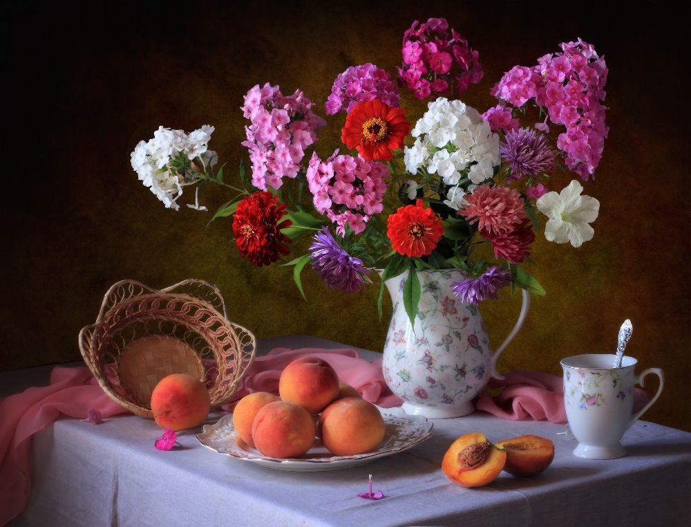 Still life with summer bouquet and peaches from Tatyana Skorokhod (Татьяна