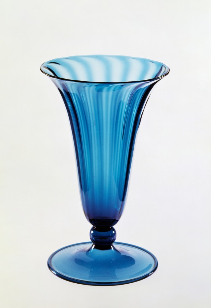 Blue blow-moulded glass vase from Vittorio Zecchin