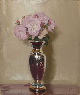 Pink Roses in a Silver Lustre Vase, 1913