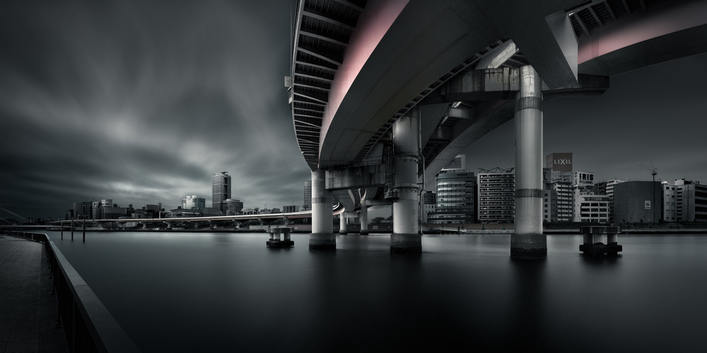 The City of Juncture：“The Thin Red Line” from Yoshihiko Wada