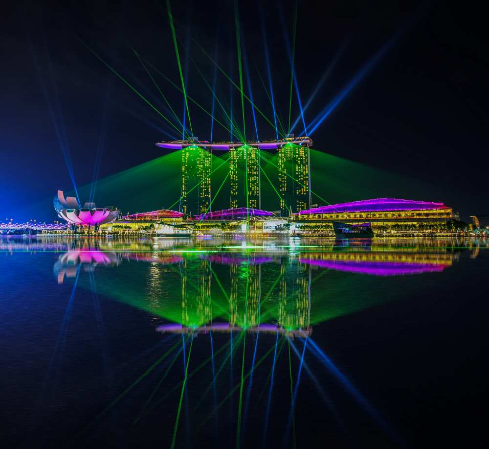 Singapore Marina Bay Sands Hotel Laser Light Show "WONDERFUL" from Zexsen Xie